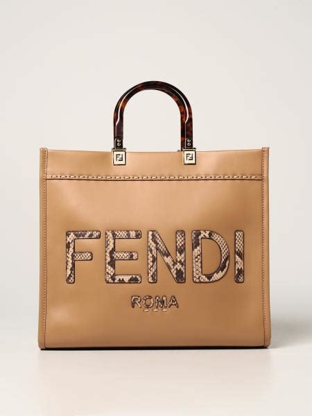 borsa fendi versace prezzo|Borse a mano Fendi X Versace Sunshine per Donna.